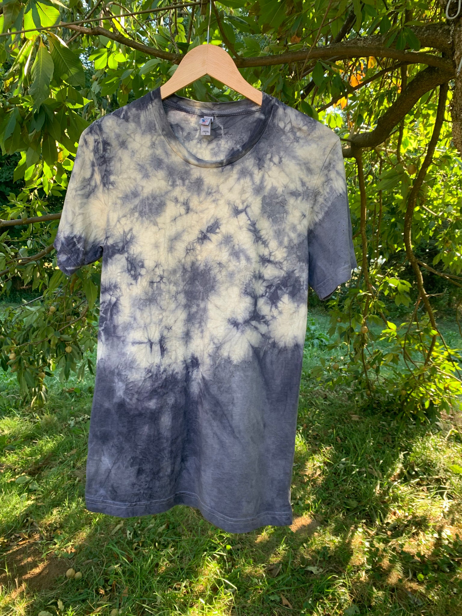 Dark Shadows of Fall | Gray and Black Natural Dye  with Janessa Bautista + Susan Wiencke