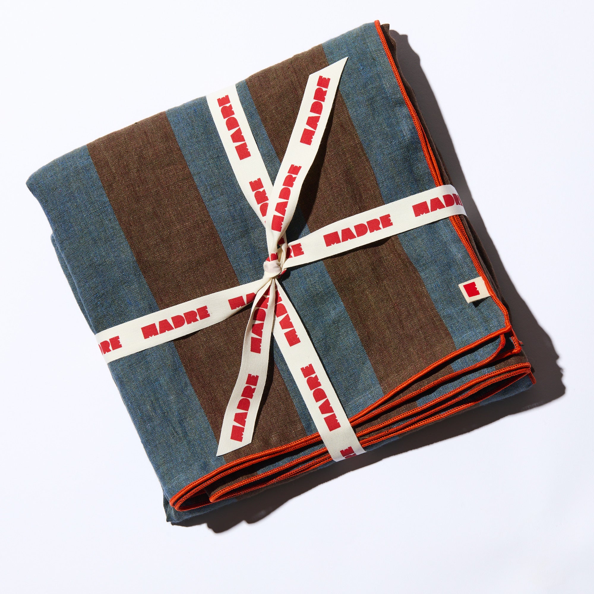 SOBREMESA | tablecloths