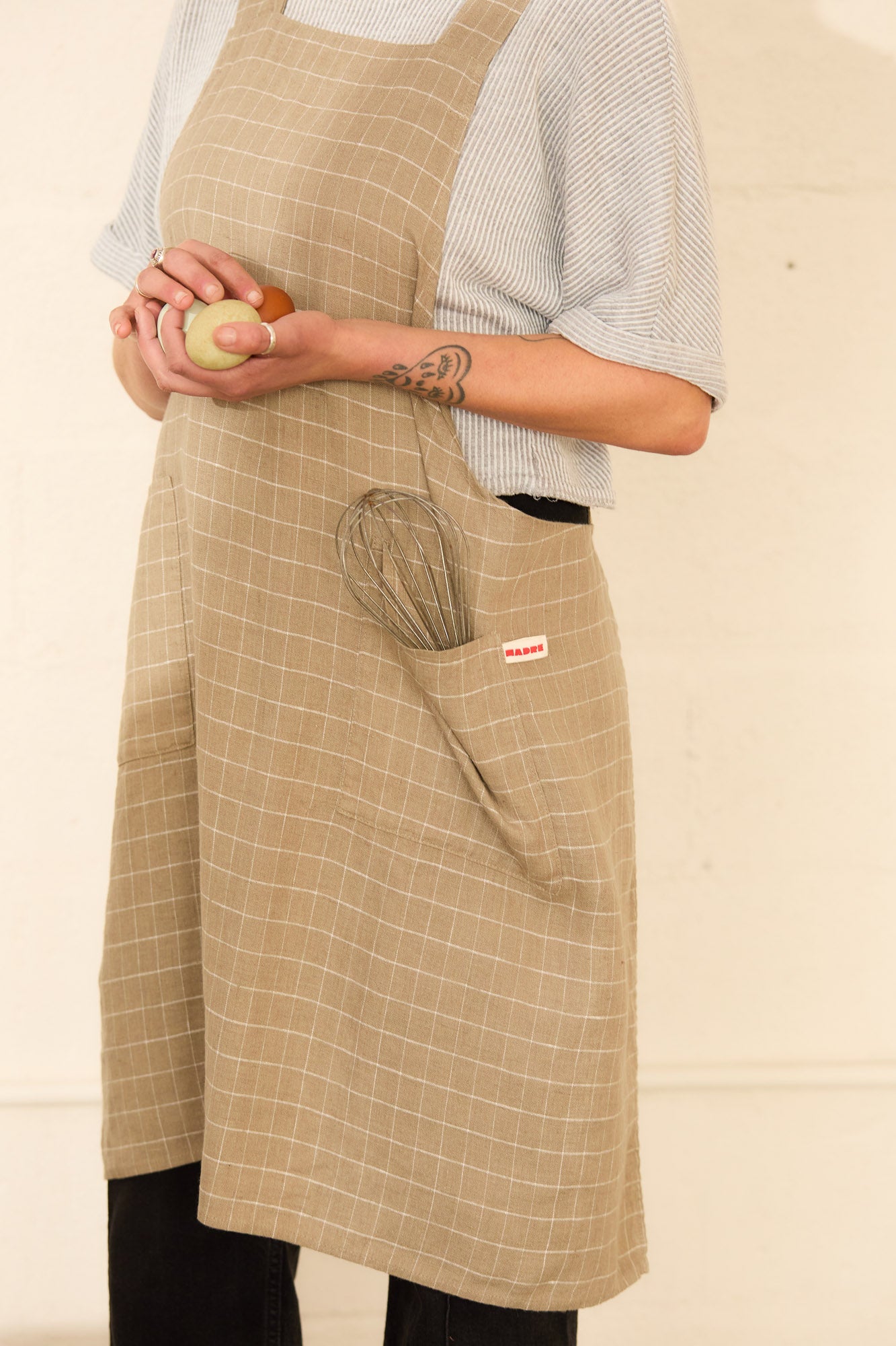 MADRE POP OVER APRON