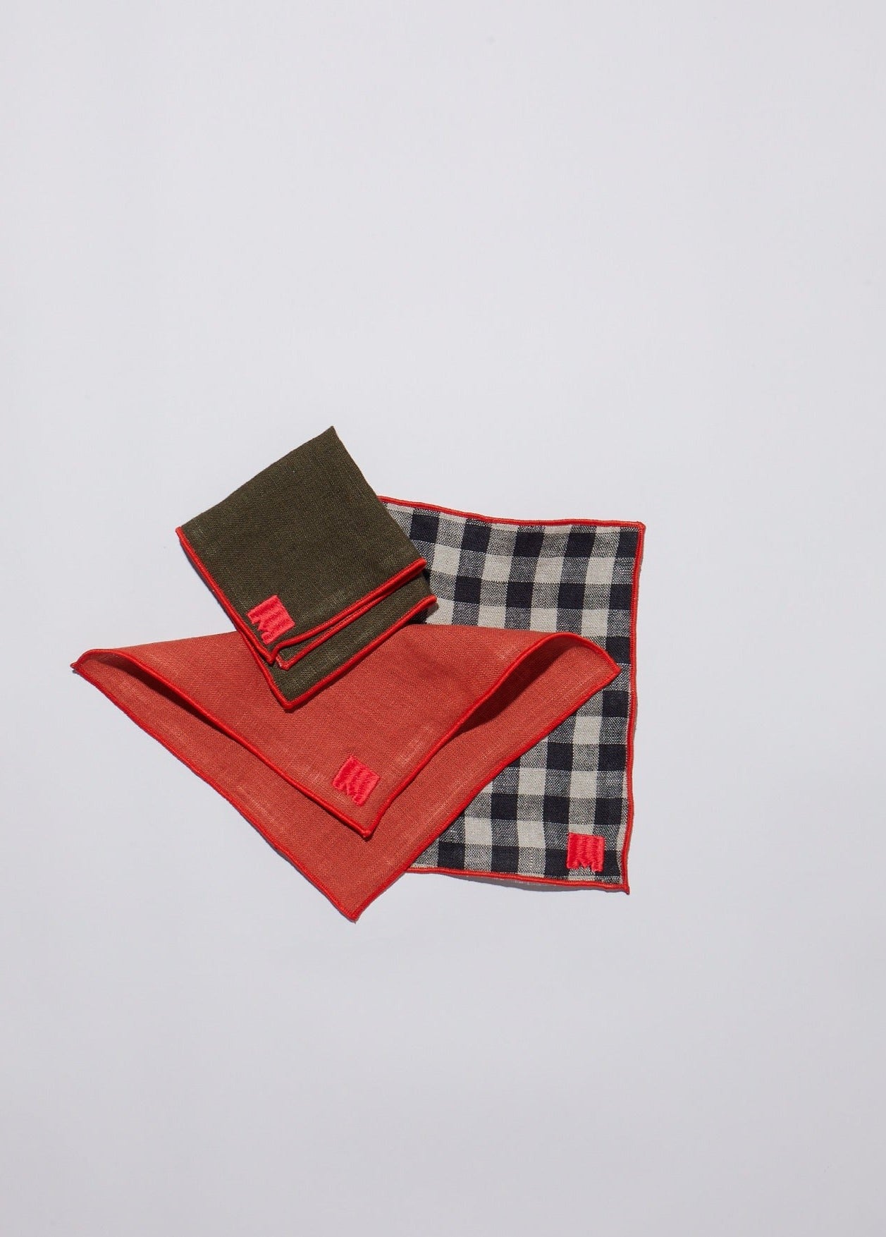 POCKET SQUARES
